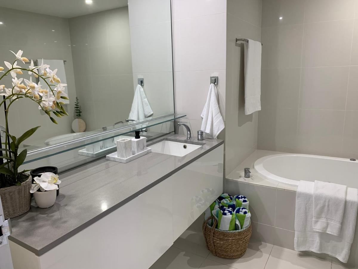 Circle On Cavill Free Parking Apartment Gold Coast Luaran gambar