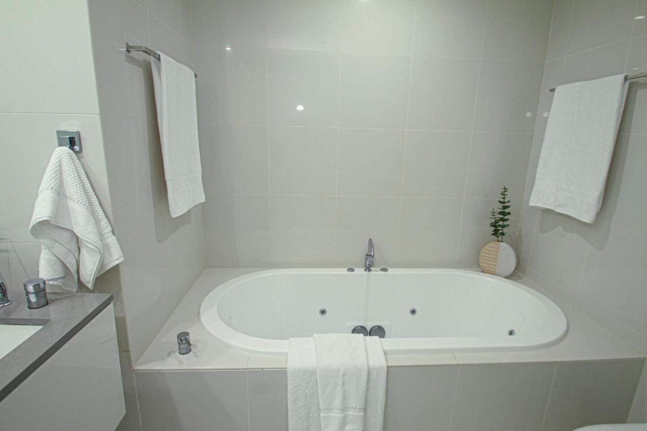 Circle On Cavill Free Parking Apartment Gold Coast Luaran gambar