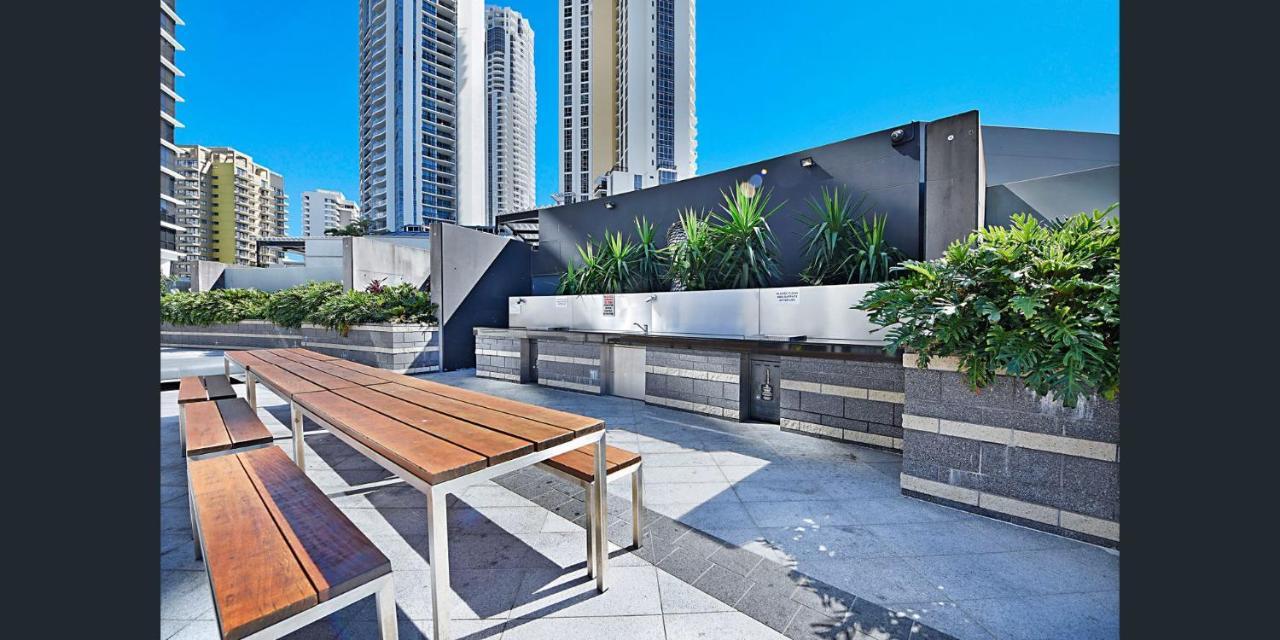 Circle On Cavill Free Parking Apartment Gold Coast Luaran gambar
