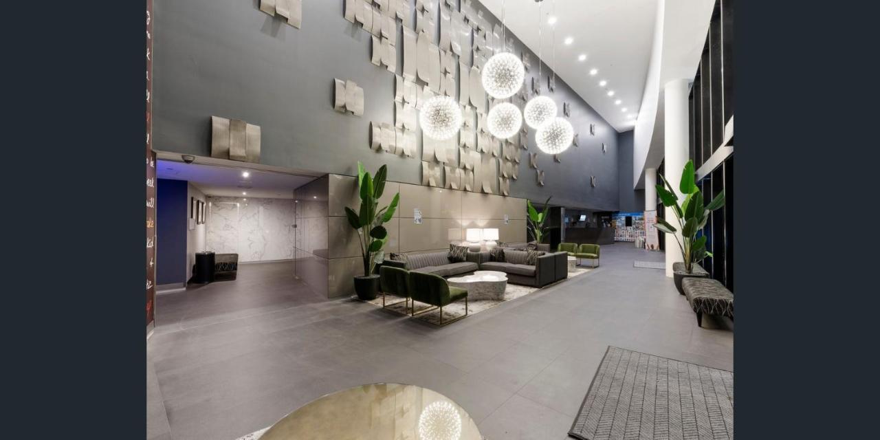 Circle On Cavill Free Parking Apartment Gold Coast Luaran gambar