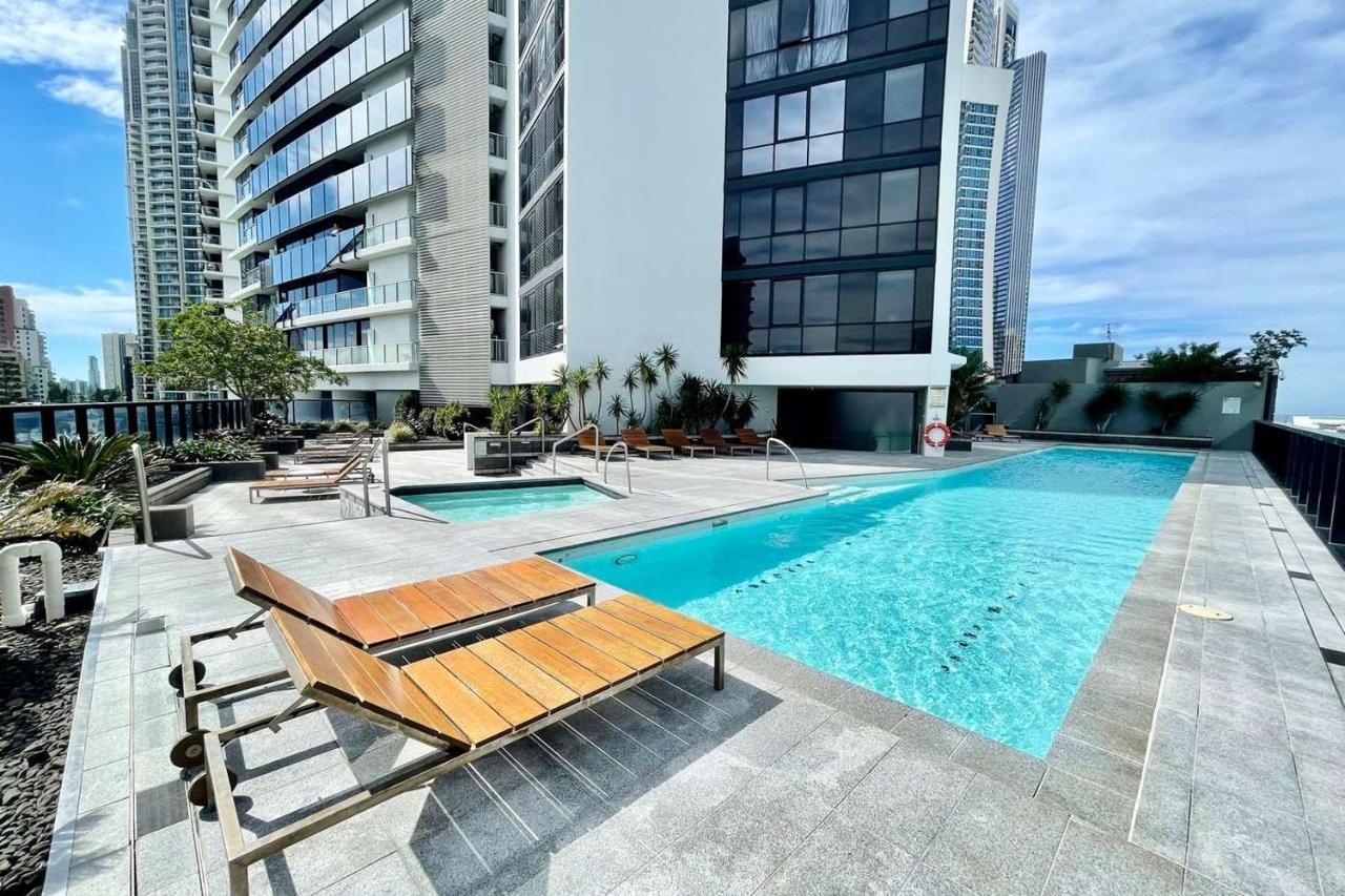 Circle On Cavill Free Parking Apartment Gold Coast Luaran gambar